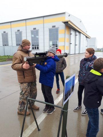 Zēnu kora un zvanu ansambļa dalībnieku ekskursija